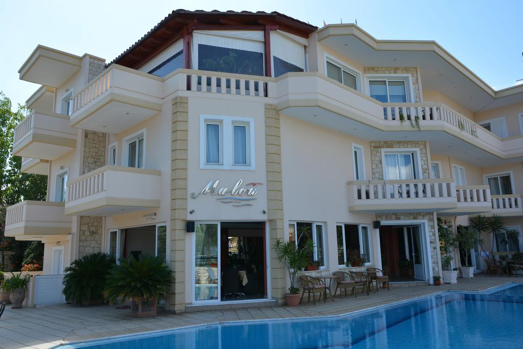 Malou Apartments 카토다라초 객실 사진